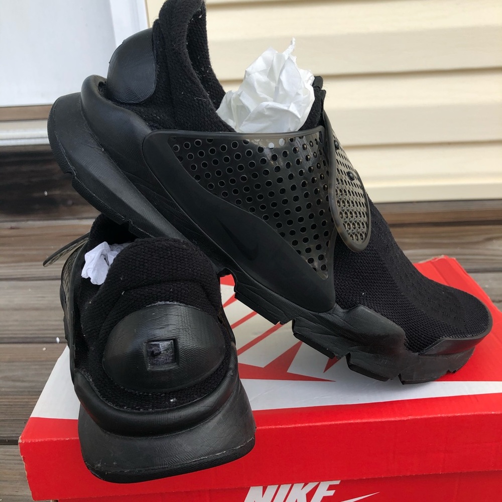 Nike Black on Black Presto